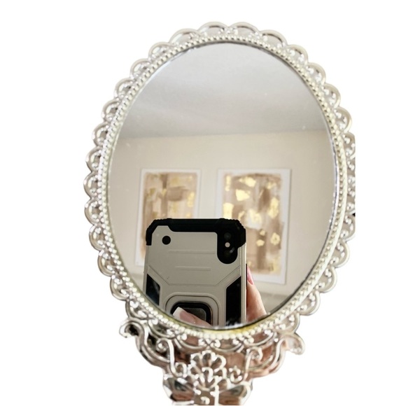 🛍️Set of 5 brand new hand held mirrors. - Picture 3 of 3